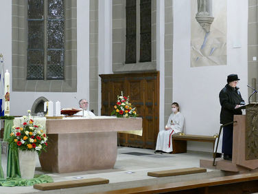 Lumen Christi - Auferstehungsmesse in St. Crescentius (Foto: Karl-Franz Thiede)